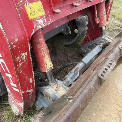 2023 Takeuchi TL12R2 thumbnail