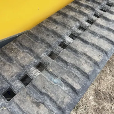 2024 Deere 331G thumbnail