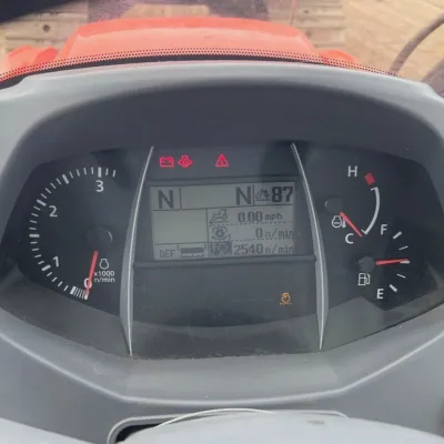 2017 Kubota M6-111 thumbnail