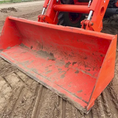 2017 Kubota M6-111 thumbnail