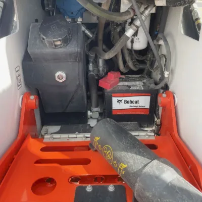 2023 Bobcat MT100 thumbnail