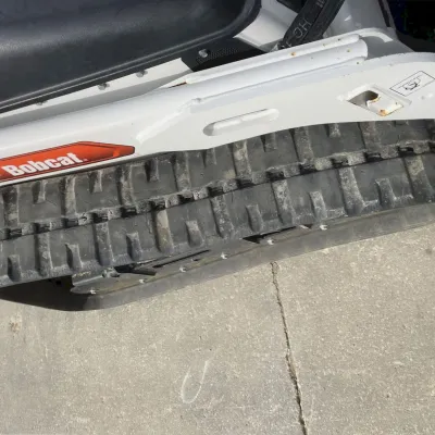 2023 Bobcat MT100 thumbnail