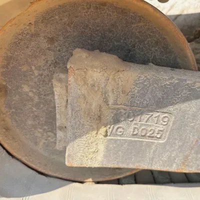 2020 Bobcat T76 thumbnail