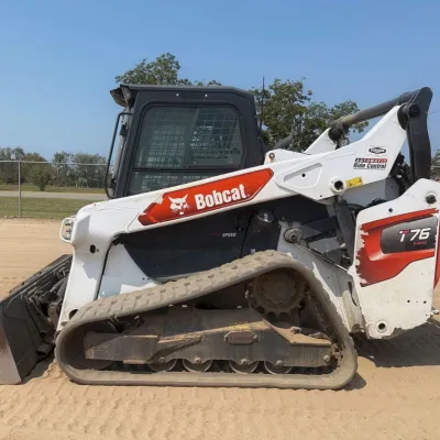 2020 Bobcat T76 thumbnail