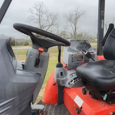 2018 Kubota L47 thumbnail