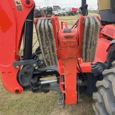 2018 Kubota L47 thumbnail