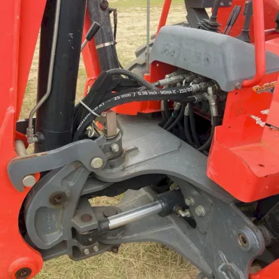2018 Kubota L47 thumbnail
