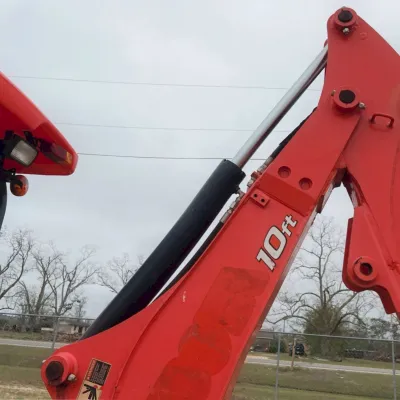 2018 Kubota L47 thumbnail