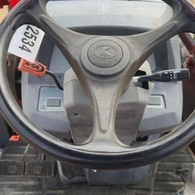 2018 Kubota M62 thumbnail